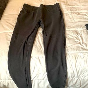 Grey spandex leggings